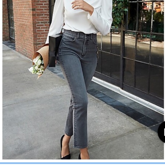 NWT Express Super High Waisted Black Beaded Side Slim Jeans 6R - Picture 2 of 10